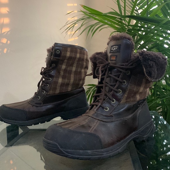 UGG ‘Butte’ Tartan Heavy-Duty WATERPROOF EVENT Plaid and Leather Boots - Picture 3 of 12